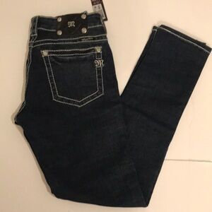 BNWT MISS ME SZ 28 skinny jeans